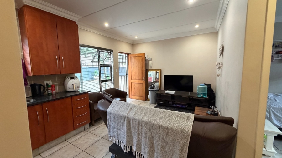 2 Bedroom Property for Sale in Bult South North West